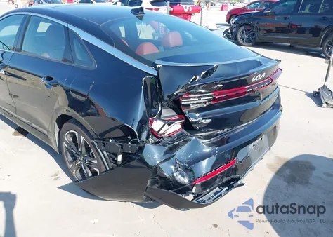 2022 Kia K5 Gt-Line z USA, uszkodzony, nr VIN 5XXG64J26NG101280